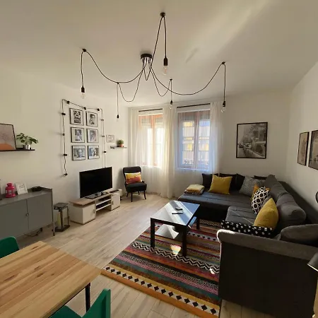 Apartment Bueno Eger